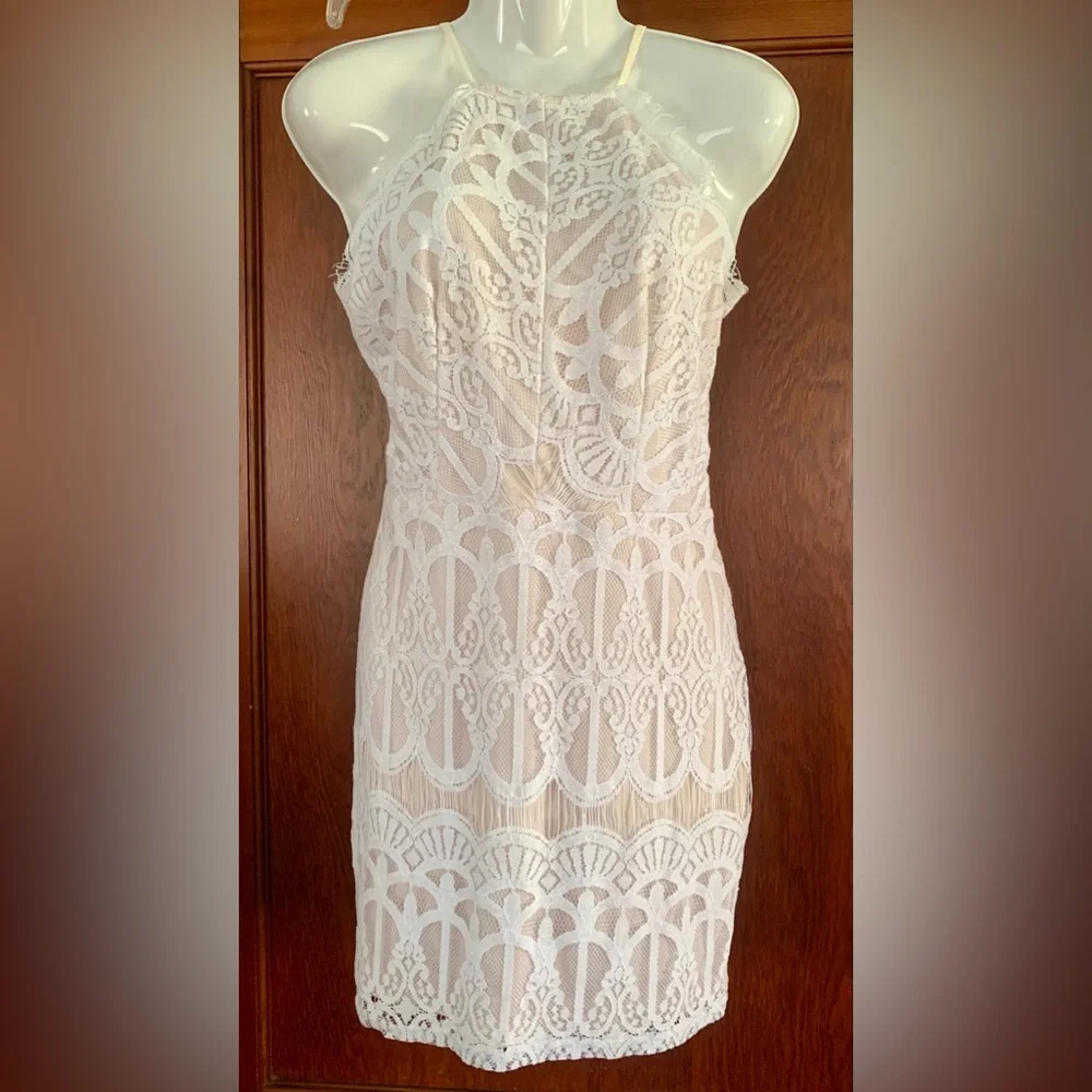 Tobi lace overlay beige with white lace dress with fringed trim Women’s Medium M - Picture 3 of 8
